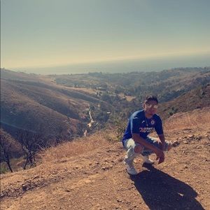 Meet your Posher, Moises